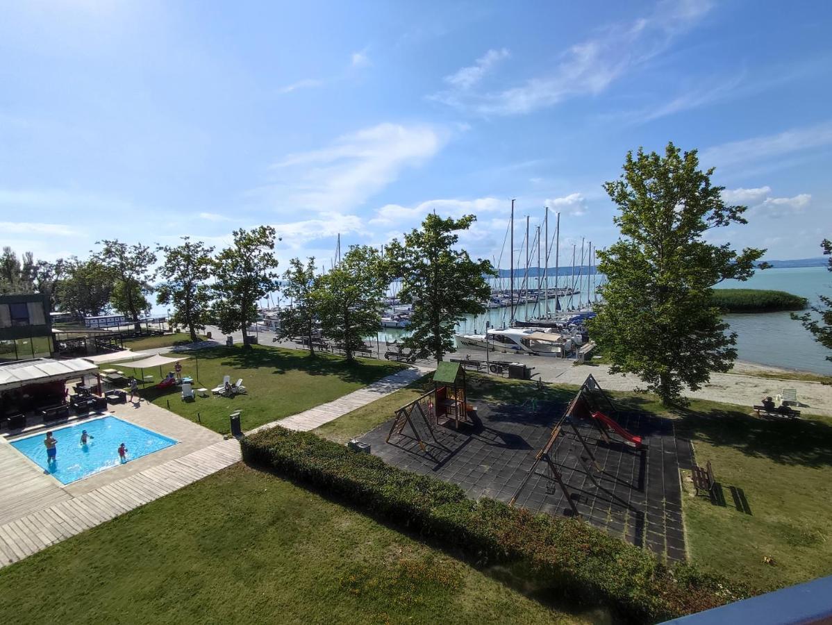 Soleil Apartmanok Balatonlelle Εξωτερικό φωτογραφία